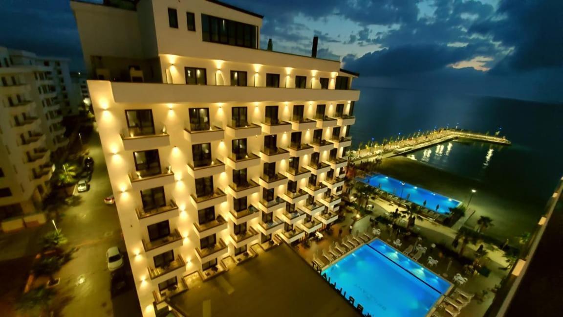 Brilliant Hotel & Spa Golem  Eksteriør billede